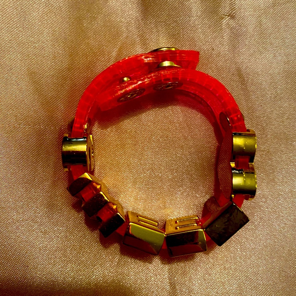 Sweet💓 bcbg bracelet pink and gold